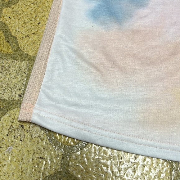 Perfect condition boutique top. - Picture 8 of 15